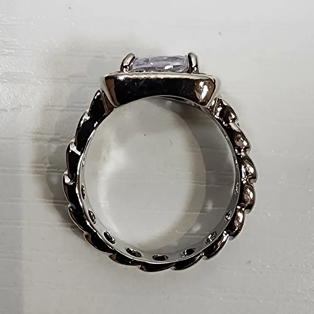 Fashion Ring